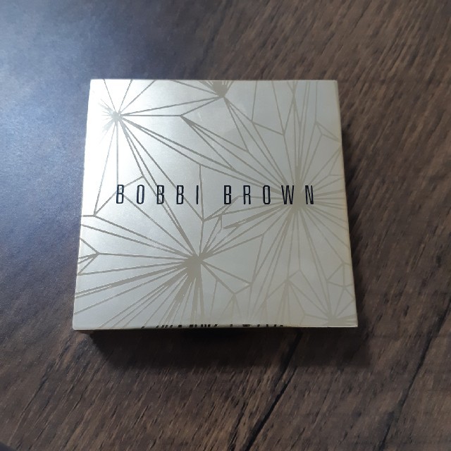 BOBBI BROWN ゴールデンアワー ハイライト