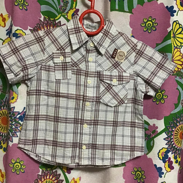 papp(パプ)のpapp シャツ100サイズ キッズ/ベビー/マタニティのキッズ服男の子用(90cm~)(Tシャツ/カットソー)の商品写真