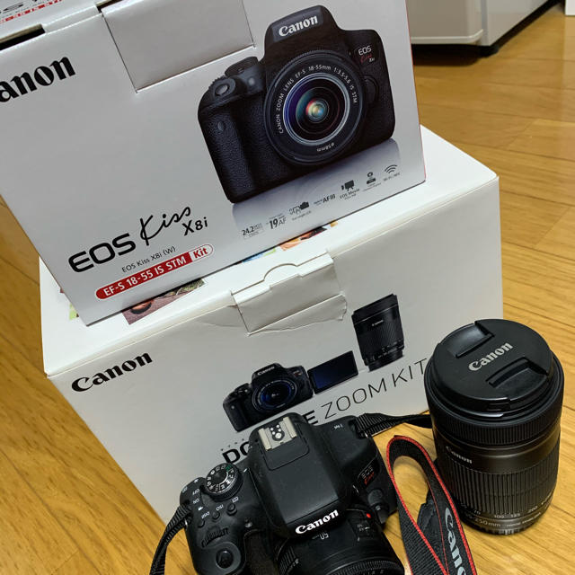 CANON EOS KISS X8I 単焦点レンズ付属