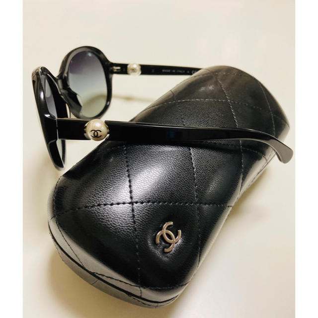 CHANEL サングラス パールモチーフ ブラック