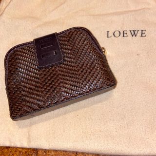 ロエベ(LOEWE)のLOEWE ポーチ(ポーチ)