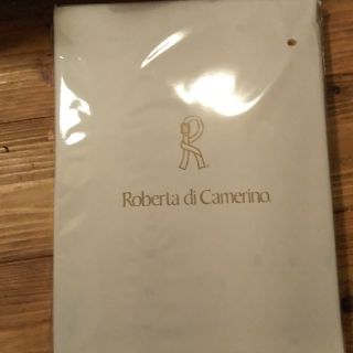 ロベルタディカメリーノ(ROBERTA DI CAMERINO)のロベルタ　おしゃれな多機能ショルダー　(ショルダーバッグ)