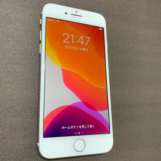 スマートフォン本体ジャンク品 iPhone8 シルバー64gb SIMロック解除済(SIMフリー)