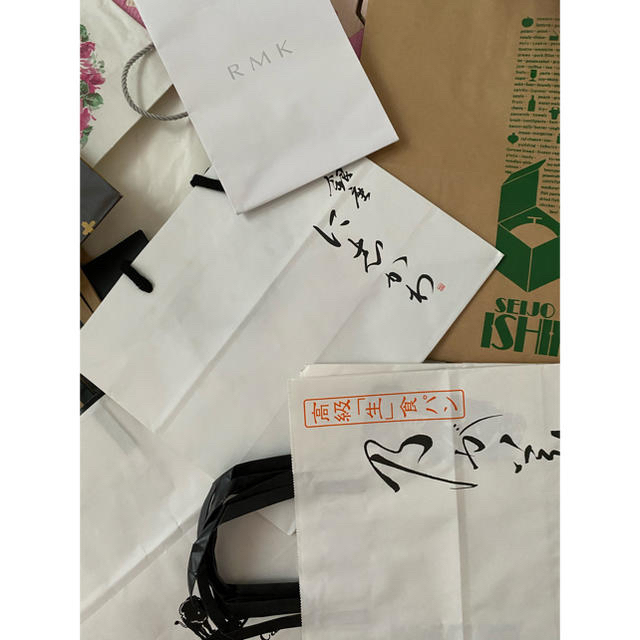 髙島屋(タカシマヤ)のショップ袋　大量　100枚以上 レディースのバッグ(ショップ袋)の商品写真