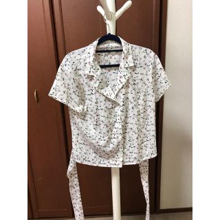 マジェスティックレゴン(MAJESTIC LEGON)のMAJESTIC LEGON 花柄 シャツ(Tシャツ(半袖/袖なし))