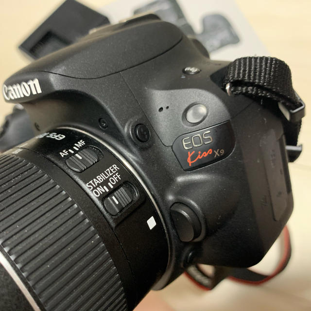 Canon EOS kiss X9 一眼レフデジタル一眼