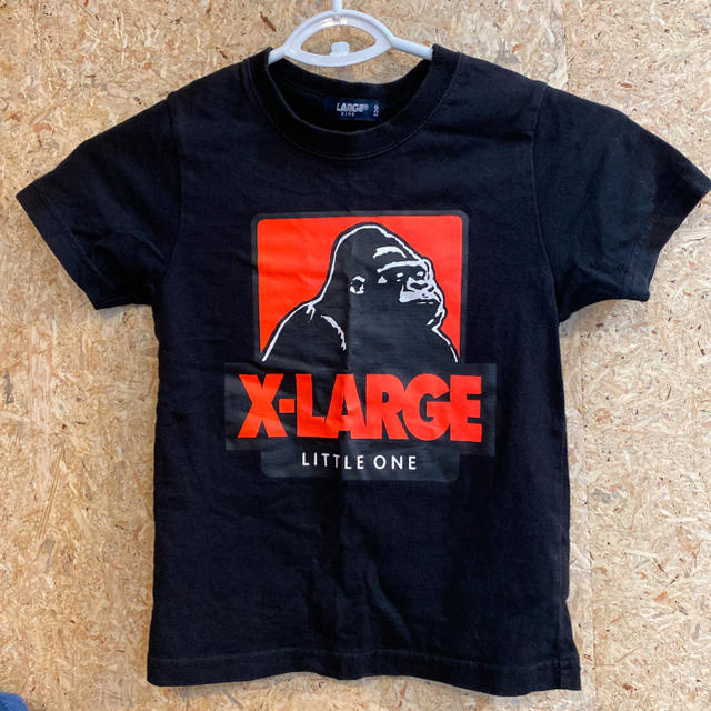 XLARGE(エクストララージ)のXLARGEKIDSブラックT◡̈⃝120 キッズ/ベビー/マタニティのキッズ服男の子用(90cm~)(Tシャツ/カットソー)の商品写真