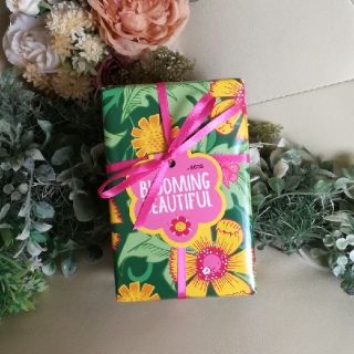 ラッシュ(LUSH)のLUSHギフトバスグッズ(入浴剤/バスソルト)