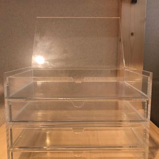 ムジルシリョウヒン(MUJI (無印良品))の無印良品　アクリルケース　フタ付4段セット(小物入れ)