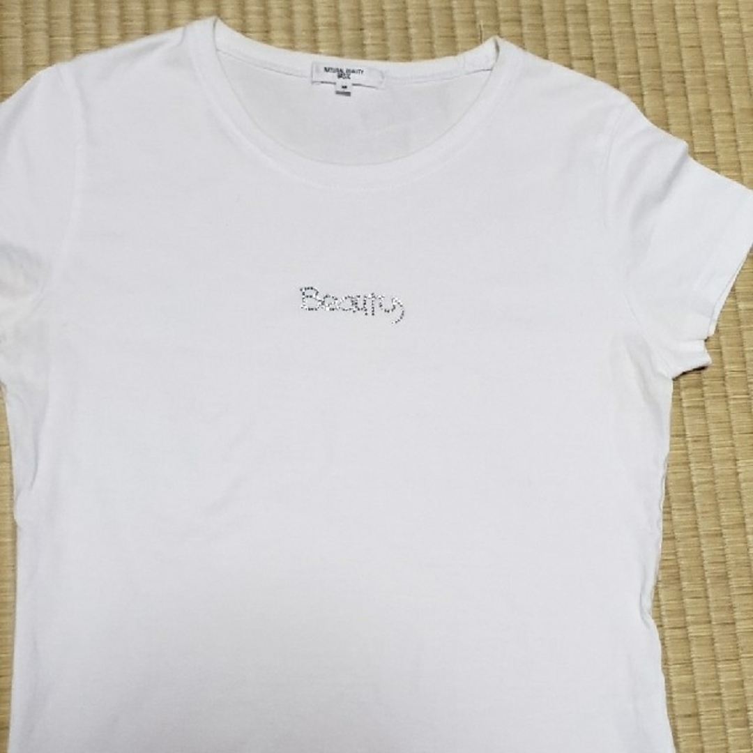 NATURAL BEAUTY BASIC(ナチュラルビューティーベーシック)の白色Tシャツ レディースのトップス(Tシャツ(半袖/袖なし))の商品写真