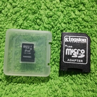 トウシバ(東芝)のマイクロSDカード 2GB 　ケース付き(PC周辺機器)
