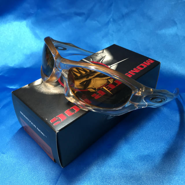 oakley monster dog whiskey 2