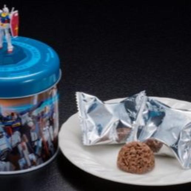 BANDAI(バンダイ)のガンダムベース ガンダム缶クランチ 食品/飲料/酒の食品(菓子/デザート)の商品写真