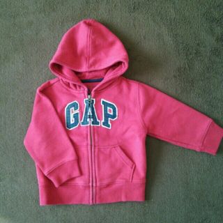 ベビーギャップ(babyGAP)のGAP  ﾛｺﾞｼﾞｯﾌﾟﾊﾟｰｶｰ(ジャケット/上着)