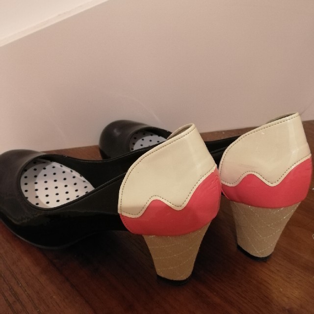 JELLY BEANS(ジェリービーンズ)のジェリービーンズ アイスクリームパンプス黒 レディースの靴/シューズ(ハイヒール/パンプス)の商品写真