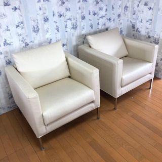 カッシーナ(Cassina)の美品 カッシーナ ボックススモールソファ　白＋黒 2脚セット(一人掛けソファ)