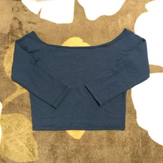 ホリスター(Hollister)のクロップドトップス(Tシャツ(長袖/七分))