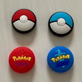 ポケモン モンスターボール レッド　ブルー　ジョイコンスティックカバー(その他)