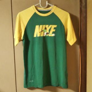 ナイキ(NIKE)のNIKETシャツ(Tシャツ(半袖/袖なし))