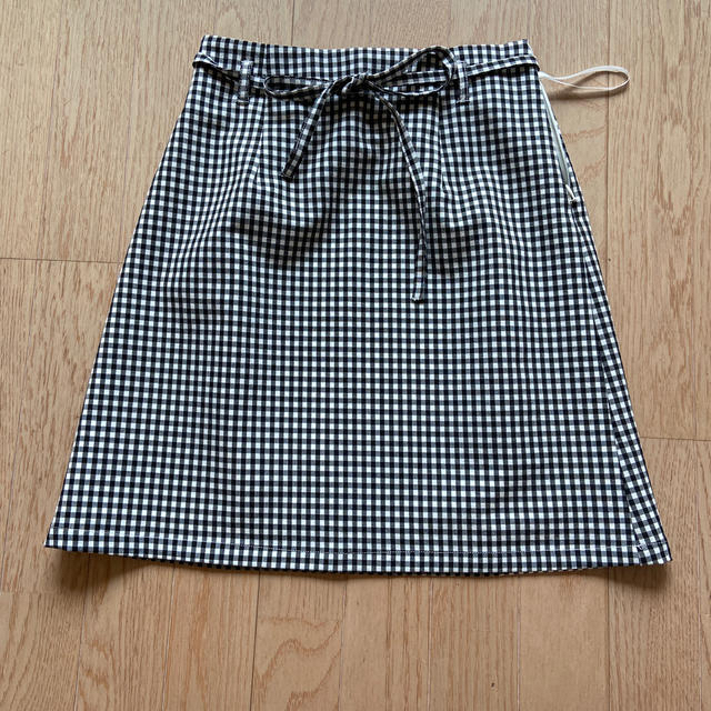 HONEYS(ハニーズ)のミニ丈台形スカート レディースのスカート(ミニスカート)の商品写真