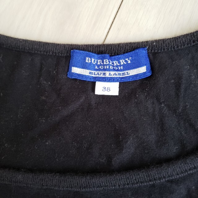 BURBERRY BLUE LABEL(バーバリーブルーレーベル)のBURBERRY　Tシャツ　M レディースのトップス(Tシャツ(半袖/袖なし))の商品写真