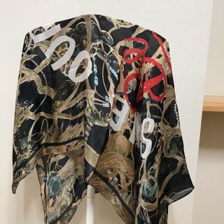 Vivienne Westwood(バンダナ/スカーフ)のフリマアイテム一覧 Vivienne Westwood(バンダナ/スカーフ)のフリマアイテム一覧