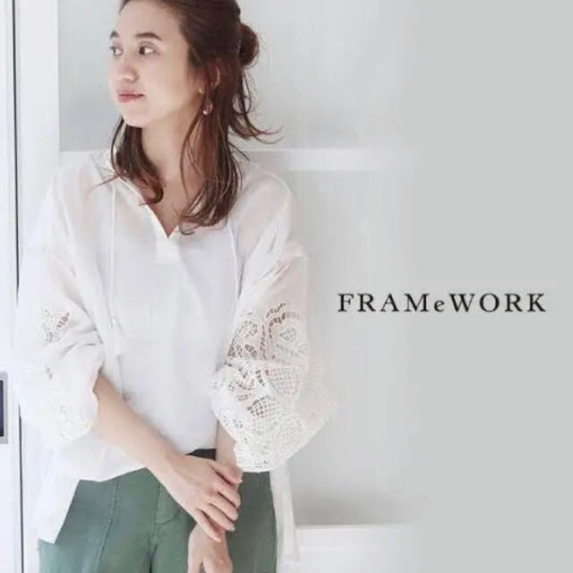 FRAMeWORK(フレームワーク)のFRAMeWORK 2018SS 刺繍ギャザーブラウス ホワイト レディースのトップス(シャツ/ブラウス(長袖/七分))の商品写真
