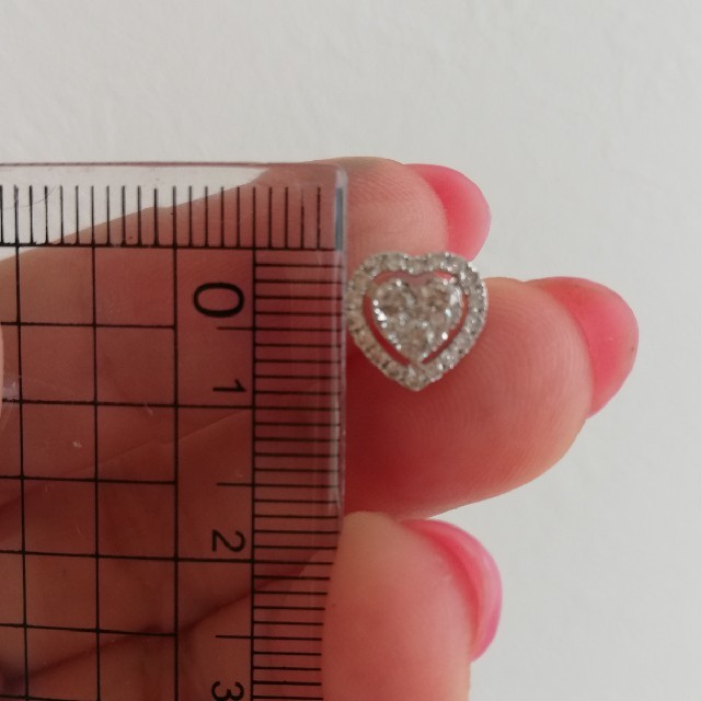 PonteVecchio(ポンテヴェキオ)の0.6ct ダイヤモンド k18 wg ピアス レディースのアクセサリー(ピアス)の商品写真