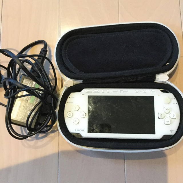 PSP 携帯用ゲーム機本体