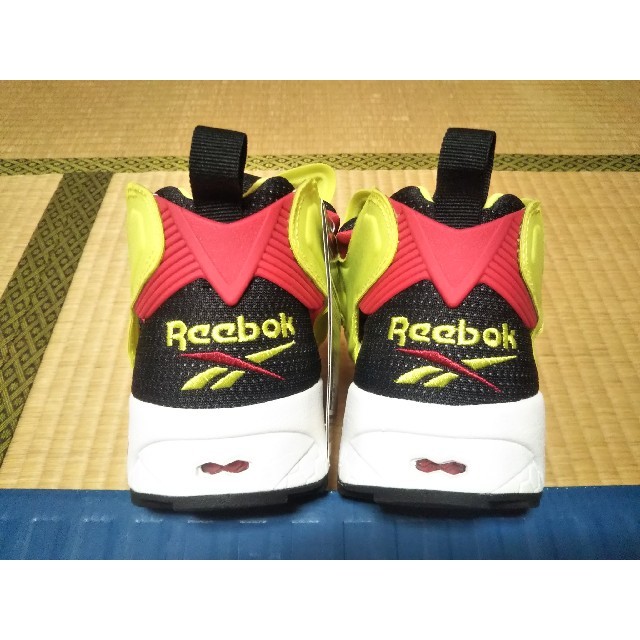 Reebok(リーボック)のREEBOK INSTA PUMP FURY OG CITRON 25cm メンズの靴/シューズ(スニーカー)の商品写真