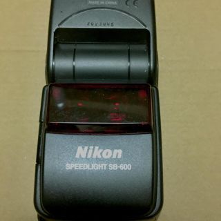 ニコン(Nikon)のNikon SB-600（ジャンク）(ストロボ/照明)