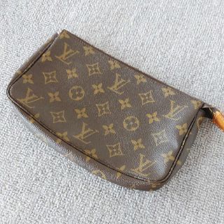 ルイヴィトン(LOUIS VUITTON)のLOUIS VUITTON　アクセサリーポーチ(ポーチ)