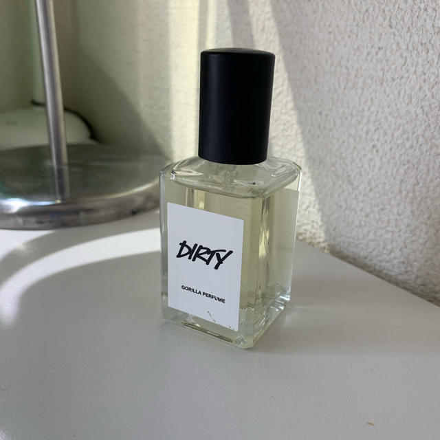 LUSH(ラッシュ)のDIRTY PERFUME  コスメ/美容の香水(ユニセックス)の商品写真