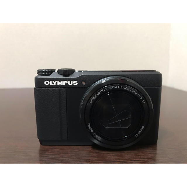 OLYMPUS(オリンパス)のOLYMPUS XZ-10 スマホ/家電/カメラのカメラ(コンパクトデジタルカメラ)の商品写真