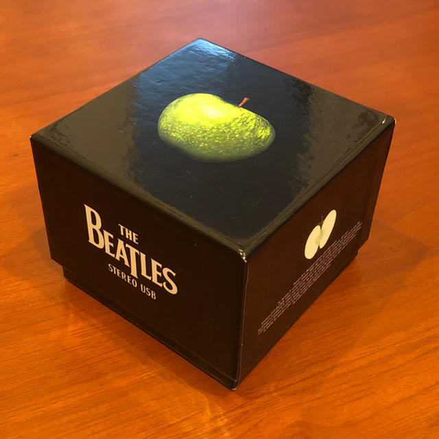 Amazon.co.jp: ザ・ビートルズBOX(限定生産品)(USBメモリ Amazon.co.jp: ザ・ビートルズBOX(限定生産品)(USBメモリ