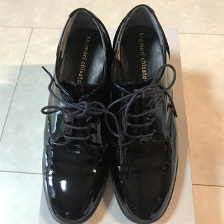 ツモリチサト(TSUMORI CHISATO)の小さいサイズの方　黒パテント　靴(ローファー/革靴)