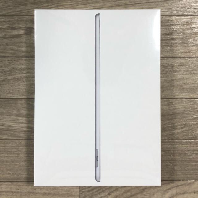 iPad 9.7インチ Wi-Fiモデル　128GB　シルバー