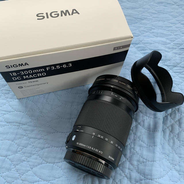 SIGMA  18-300mm f3.5-6.3  canon