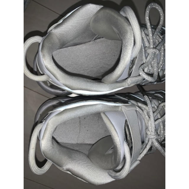 NIKE(ナイキ)のNIKE AIR MORE UPTEMP 28 メンズの靴/シューズ(スニーカー)の商品写真