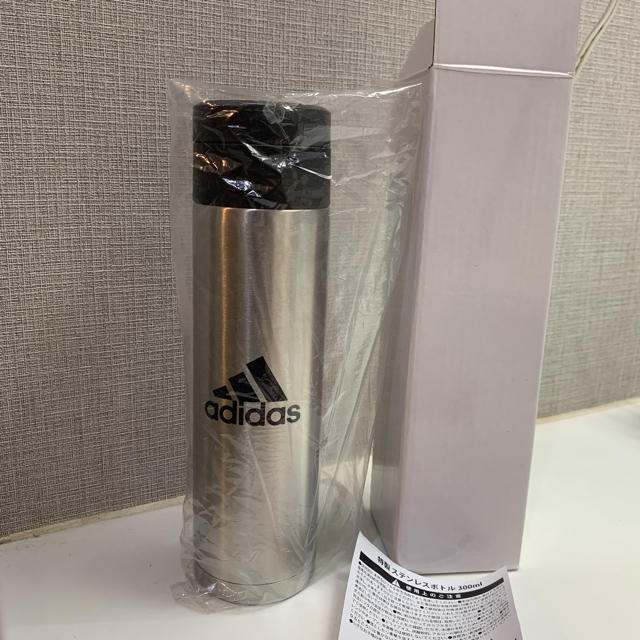 adidas(アディダス)のアディダス　ステンレスボトル300ml キッズ/ベビー/マタニティの授乳/お食事用品(水筒)の商品写真