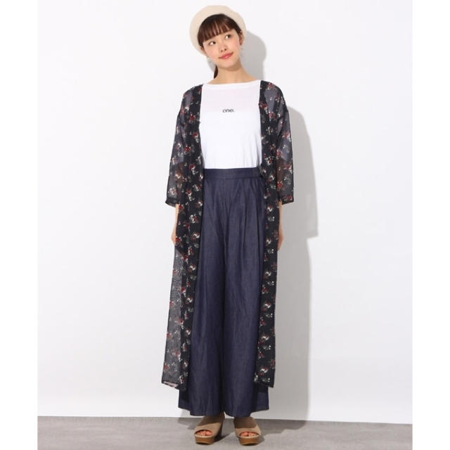 LOWRYS FARM(ローリーズファーム)の【限定値下げ】LOWRYS FARM  シフォン花柄マキシシャツワンピース レディースのワンピース(ロングワンピース/マキシワンピース)の商品写真