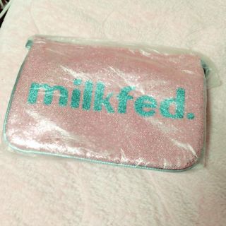 ミルクフェド(MILKFED.)のラメ ポーチ milkfed.(ポーチ)