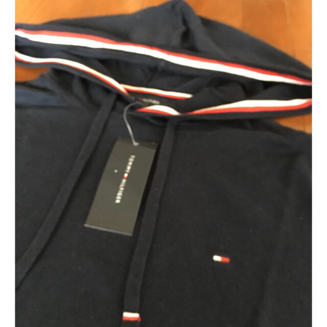 TOMMY HILFIGER(トミーヒルフィガー)の新品[S]トミーヒルフィガー メンズ ロゴ ニットフーディ ネイビー メンズのトップス(ニット/セーター)の商品写真