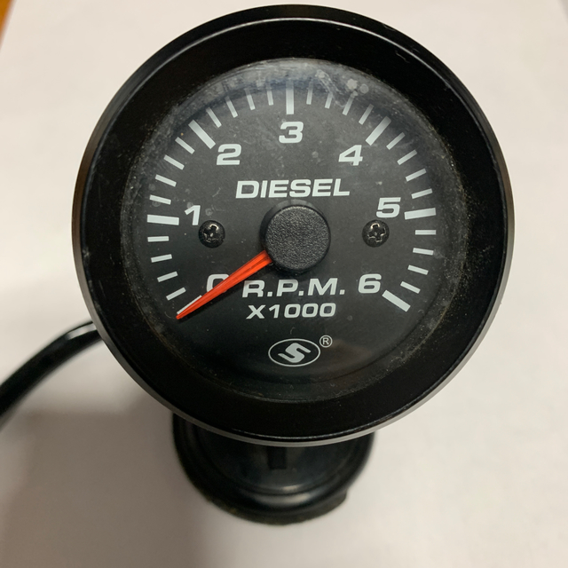 DIESEL - ディーゼルエンジン用 タコメーター 回転計 12V 中古 DIESEL - ディーゼルエンジン用 タコメーター 回転計 12V 中古