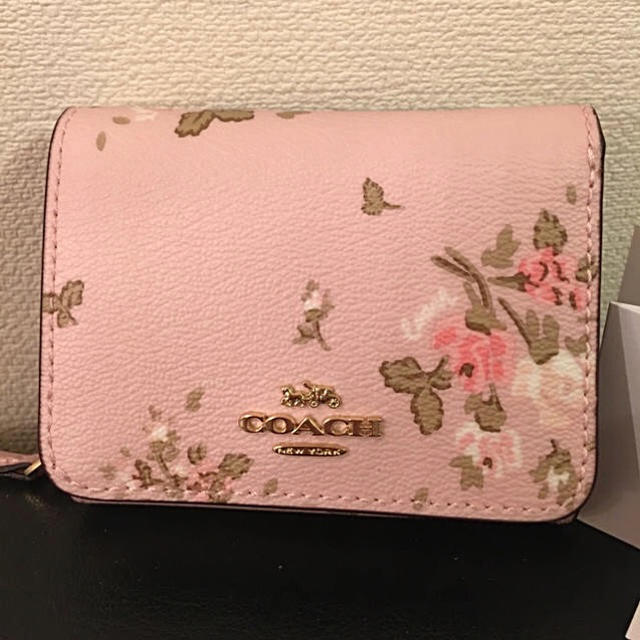 COACH 花柄 財布 三つ折り財布