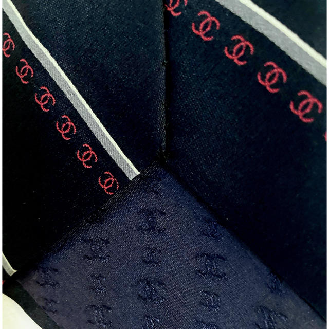 CHANEL(シャネル)のCHANEL シャネル　正規　ロゴネクタイ中古ブラックジャック様専用 メンズのファッション小物(ネクタイ)の商品写真