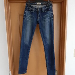 ヤヌーク(YANUK)のYANUK スキニーデニム　size24(デニム/ジーンズ)