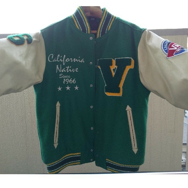 VANS(ヴァンズ)のVANS 緑スタジャン since 1966 - 中古 メンズのジャケット/アウター(スタジャン)の商品写真
