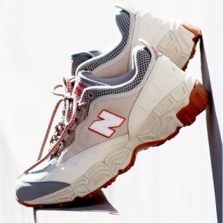 ニューバランス(New Balance)の【美品・1回着用】NEW BALANCE ニューバランス ML801 M801(スニーカー)