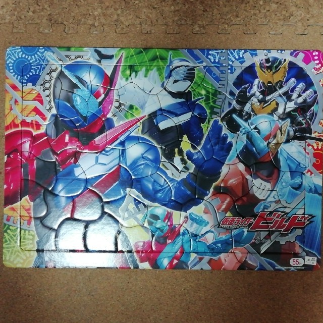 仮面ライダー　ビルド　パズル　55ピース キッズ/ベビー/マタニティのおもちゃ(知育玩具)の商品写真